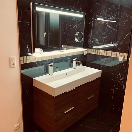 Holiday home Maison Spacieuse Au Calme Gadencourt