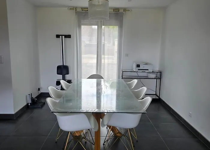 Feriehus Maison Spacieuse Au Calme Gadencourt