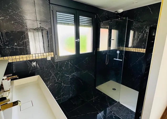 Maison Spacieuse Au Calme *