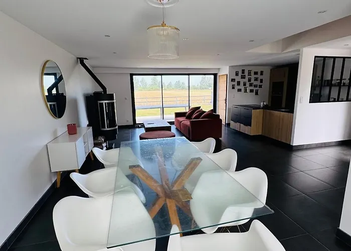 Feriehus Maison Spacieuse Au Calme *